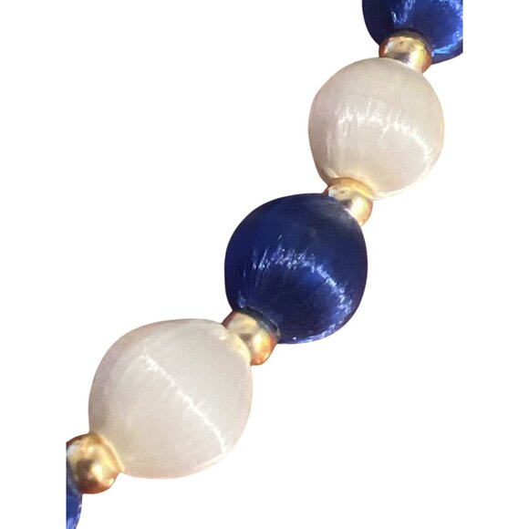 Vintage Blue & White Silk Thread Beaded Necklace Gold Tone Spacers No Clasp 28" - Picture 2 of 4